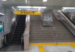 中川駅の1番出口写真